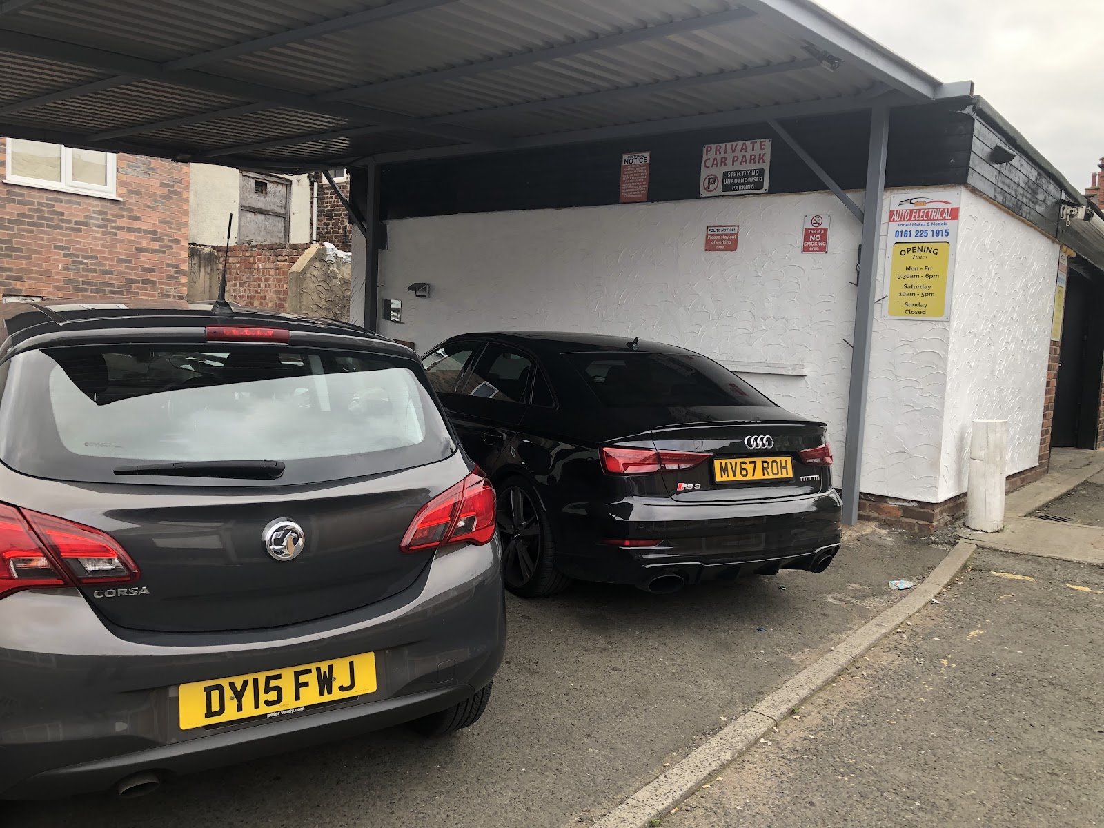 Auto Electrical, photograph 7.