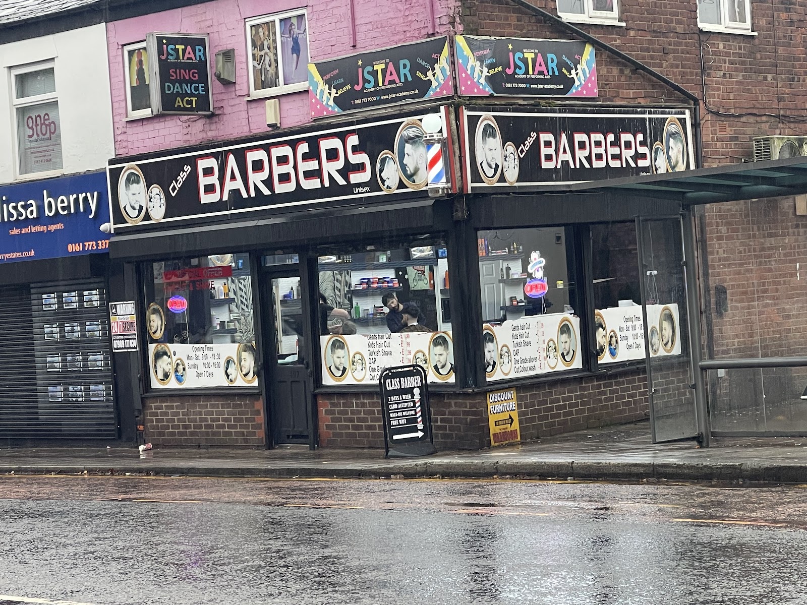 Class barbers Prestwich, photograph 3.