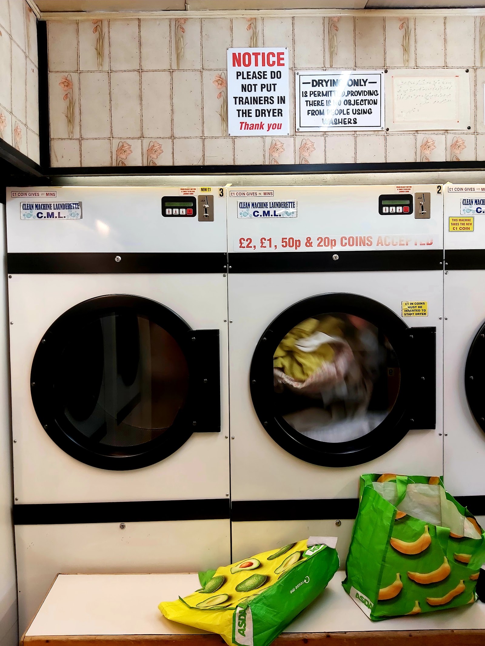 Clean Machine Laundrette, photograph 7.