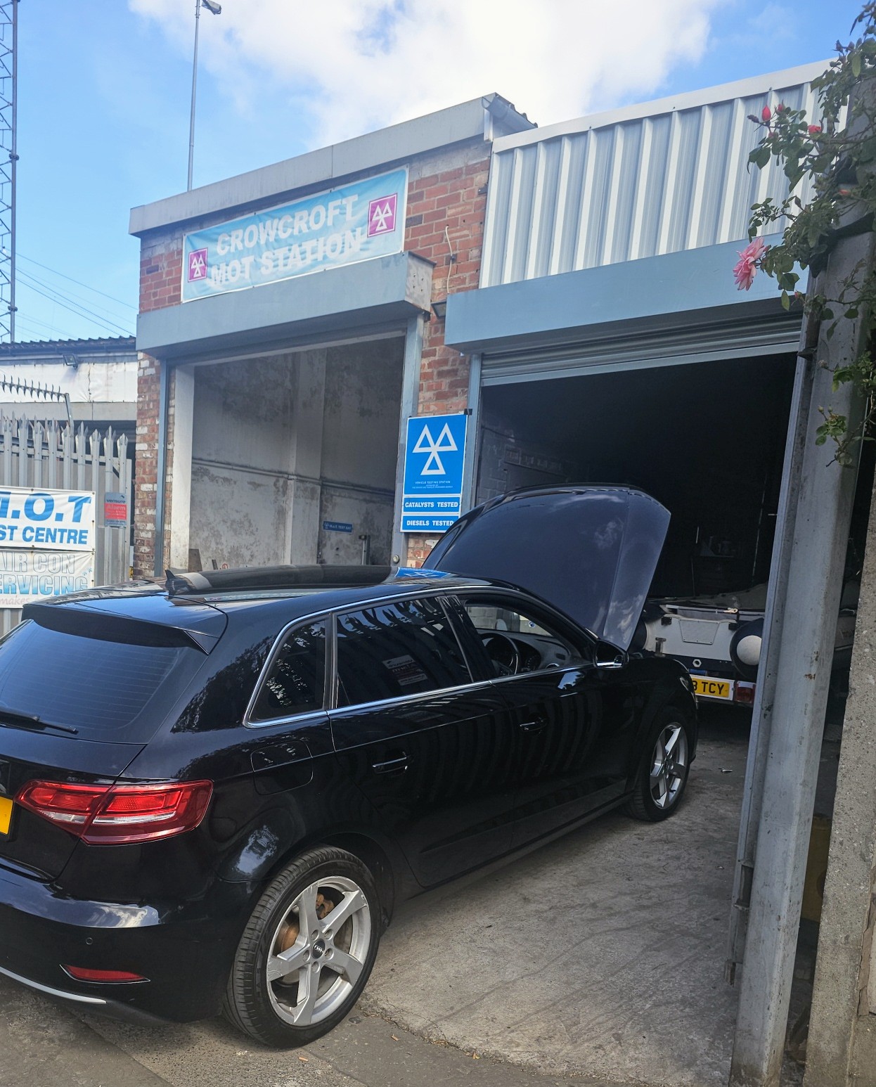 CROWCROFT M.O.T Test Centre / CAR - Car Auto Locksmiths, 3 Crowcroft Rd, Longsight.