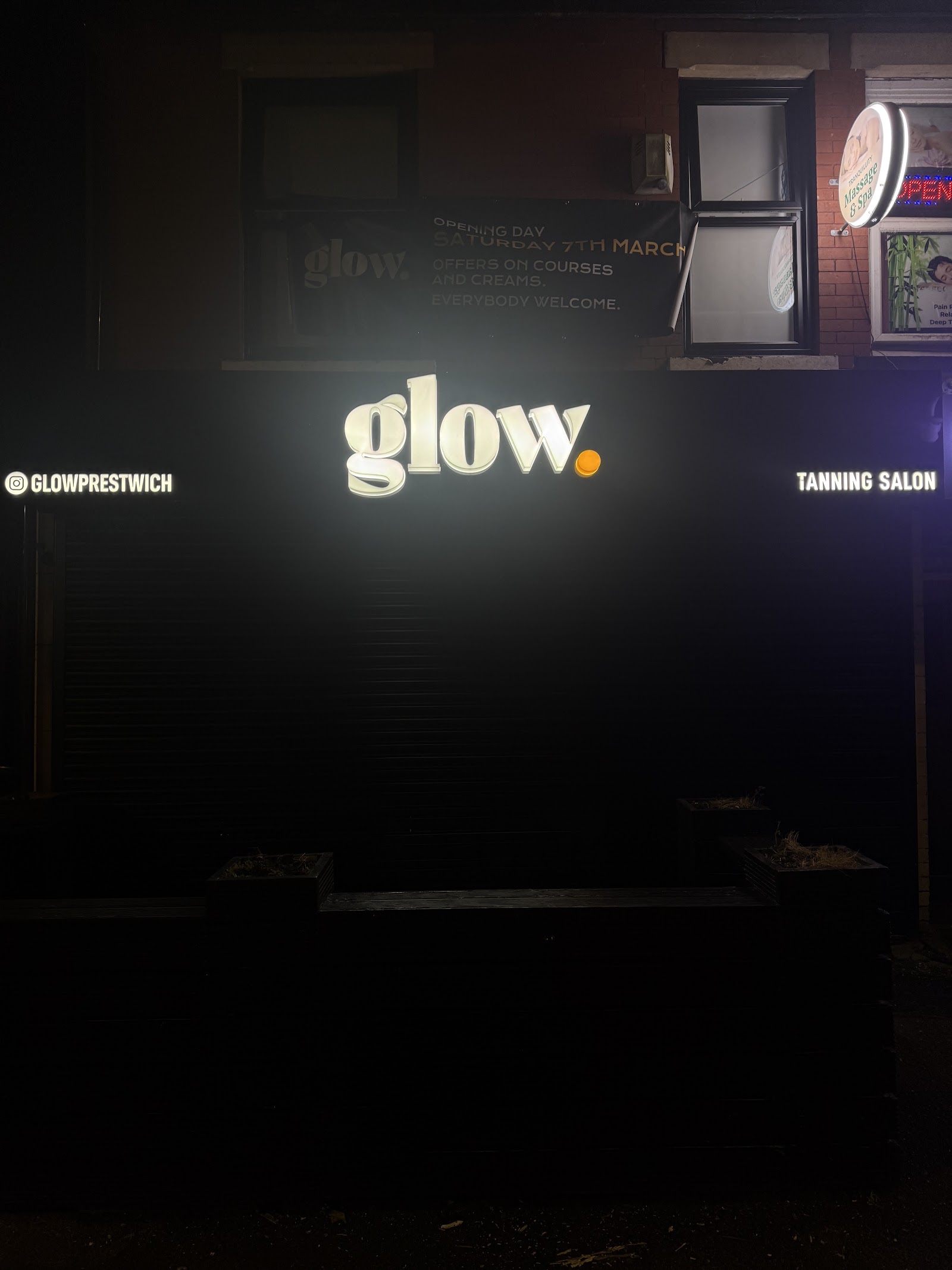 Glow Tanning Salon, 351 Bury Old Rd, Prestwich.