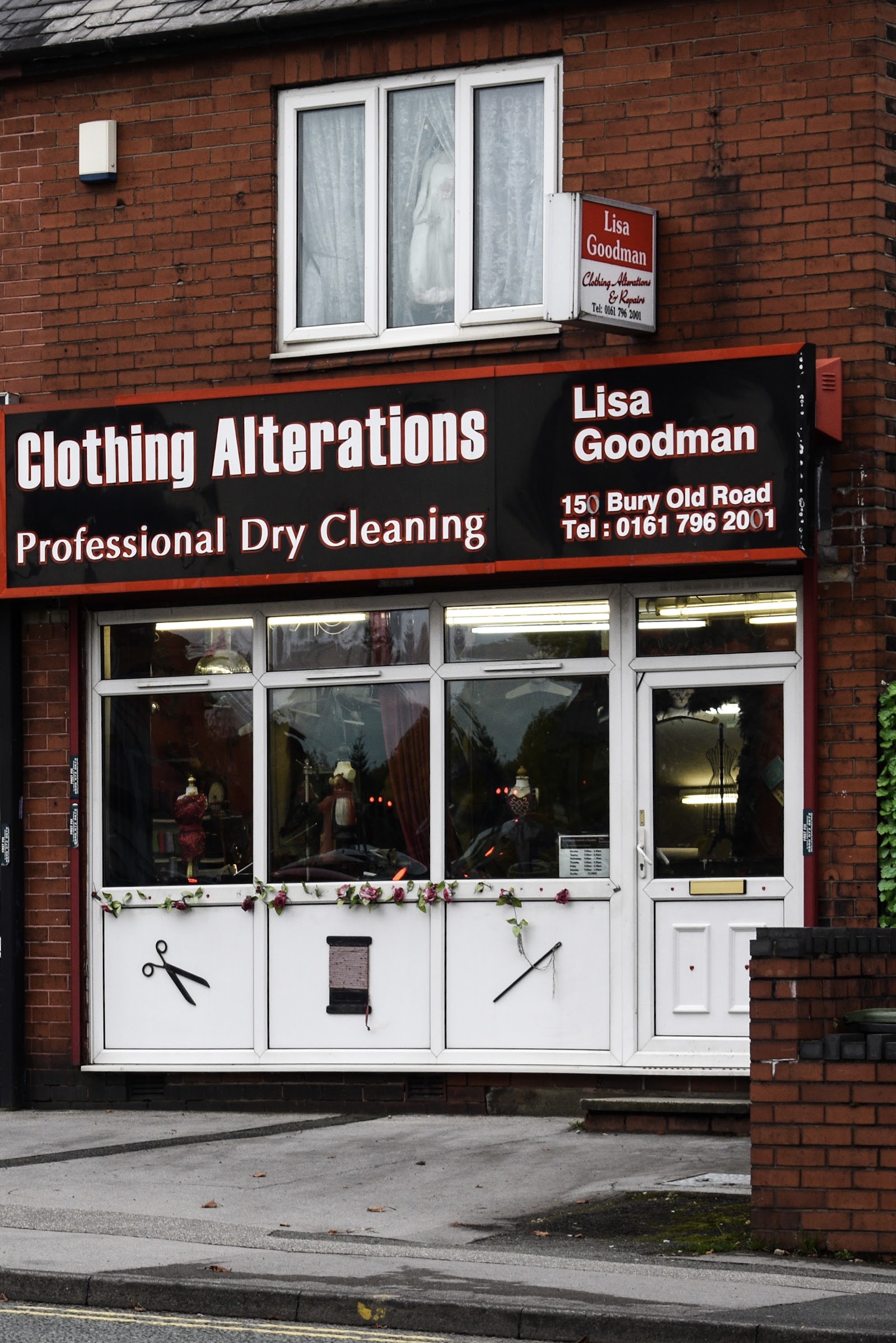 Goodman Lisa Professional Dry Cleaning and Alterations, photograph 3.