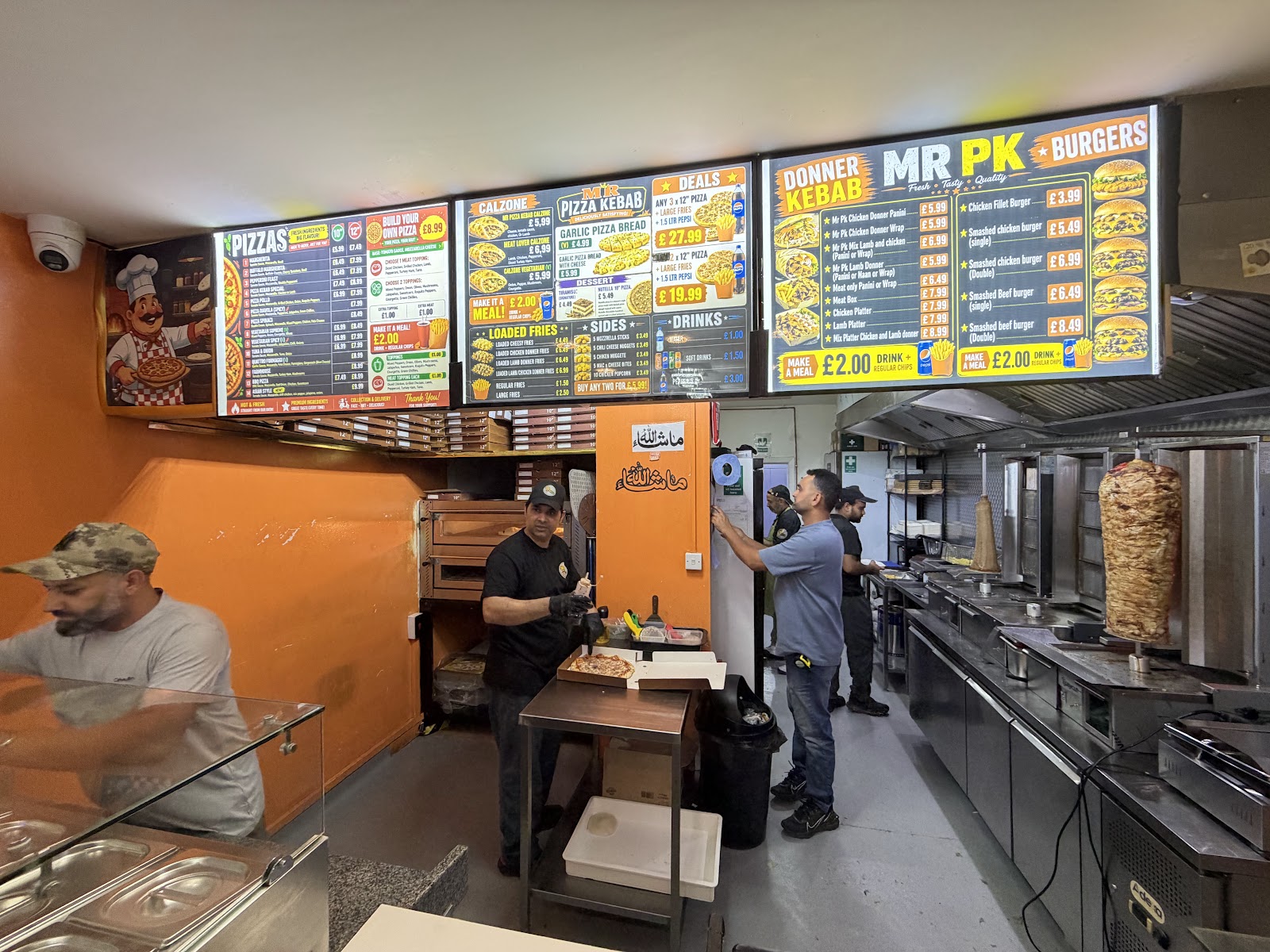 Mr Pizza Kebab, photograph 3.