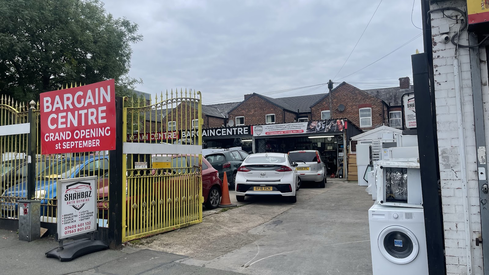 SHAHBAZ GARAGE, 764-770 Stockport Rd, Longsight.