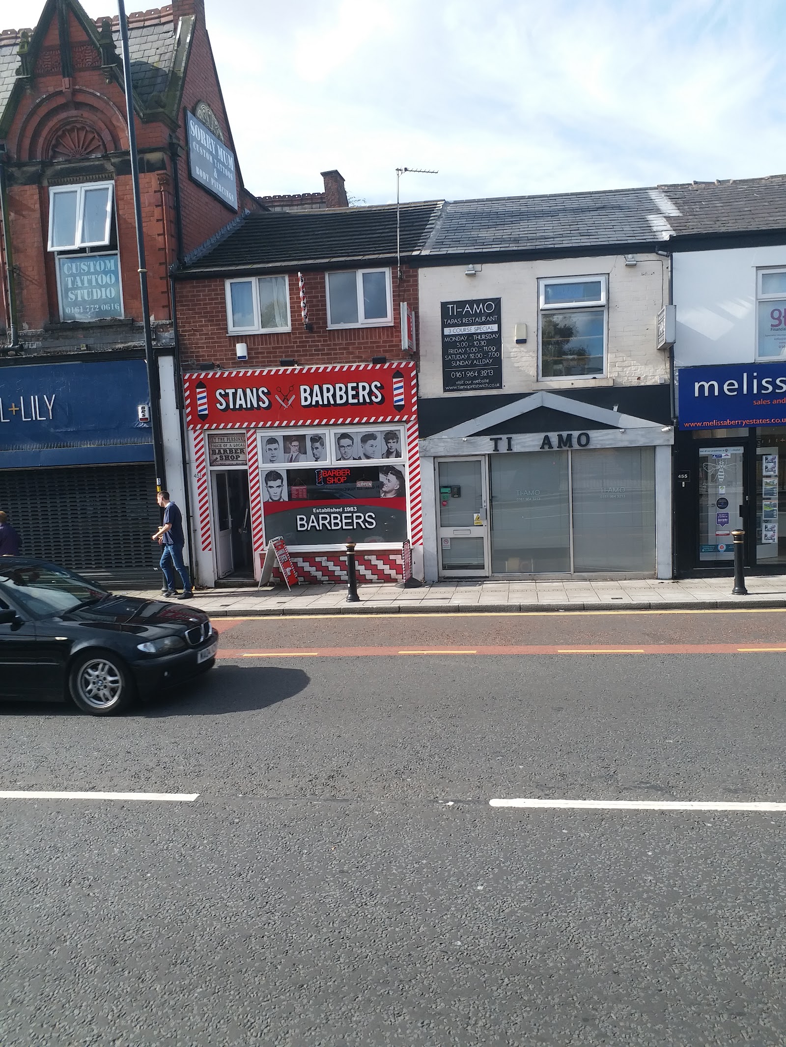 Stan's Barbers, photograph 3.